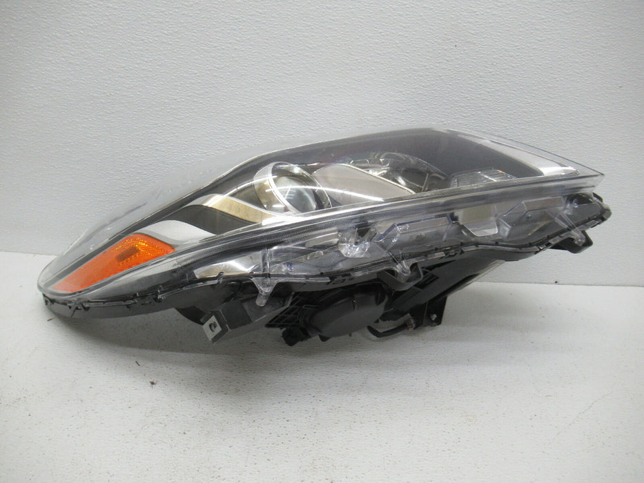 2015 2016 2017 2018 2019 2020 TOYOTA SIENNA RIGHT HALOGEN HEADLIGHT LAMP OEM