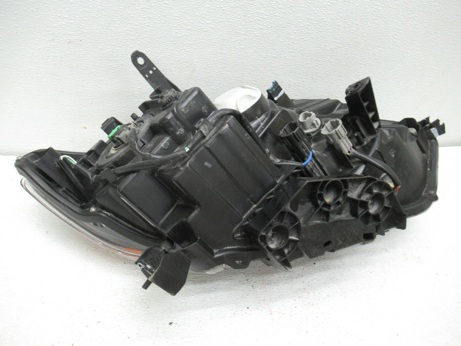 2017 - 2019 NISSAN ROGUE FRONT LEFT DRIVER SIDE HEADLIGHT HALOGEN HEADLAMP OEM