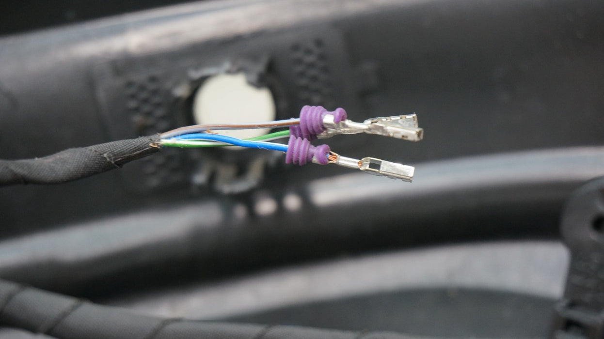 2021-2024 FORD MUSTANG MACH-E REAR LOWER BUMPER W / HARNESS OEM LJ8B-17F954