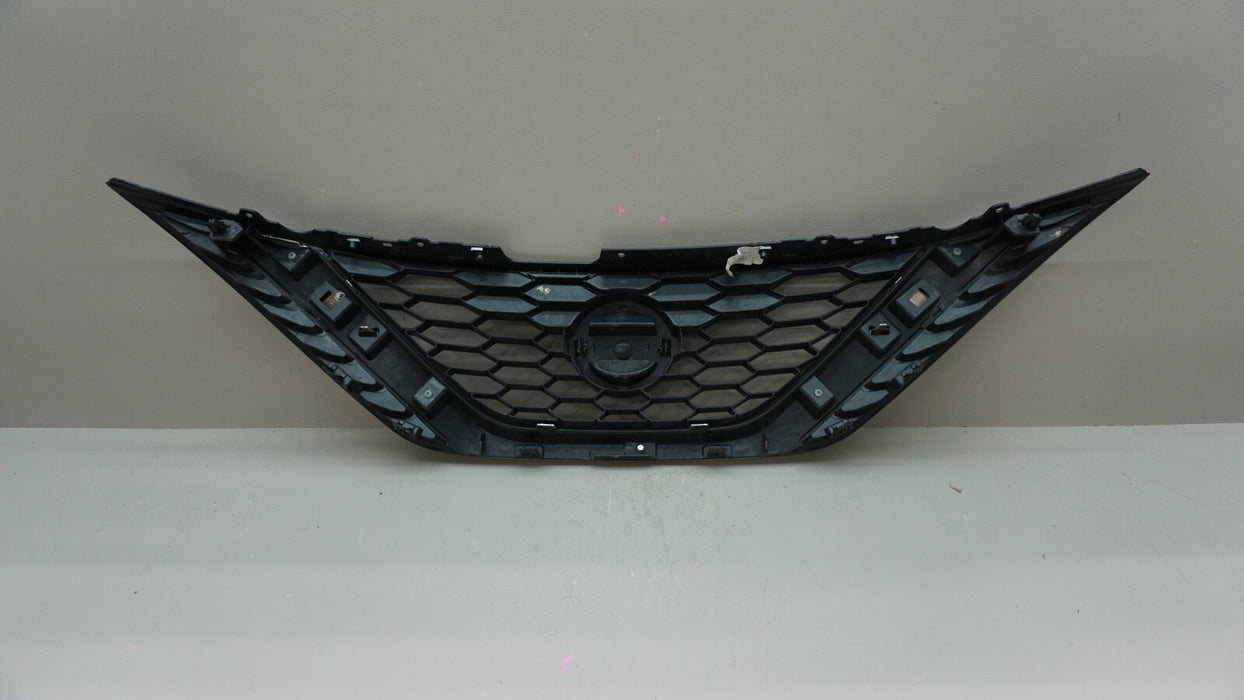 2016-2019 NISSAN SENTRA FRONT BUMPER GRILLE GRILL OEM 62310-3YU0A