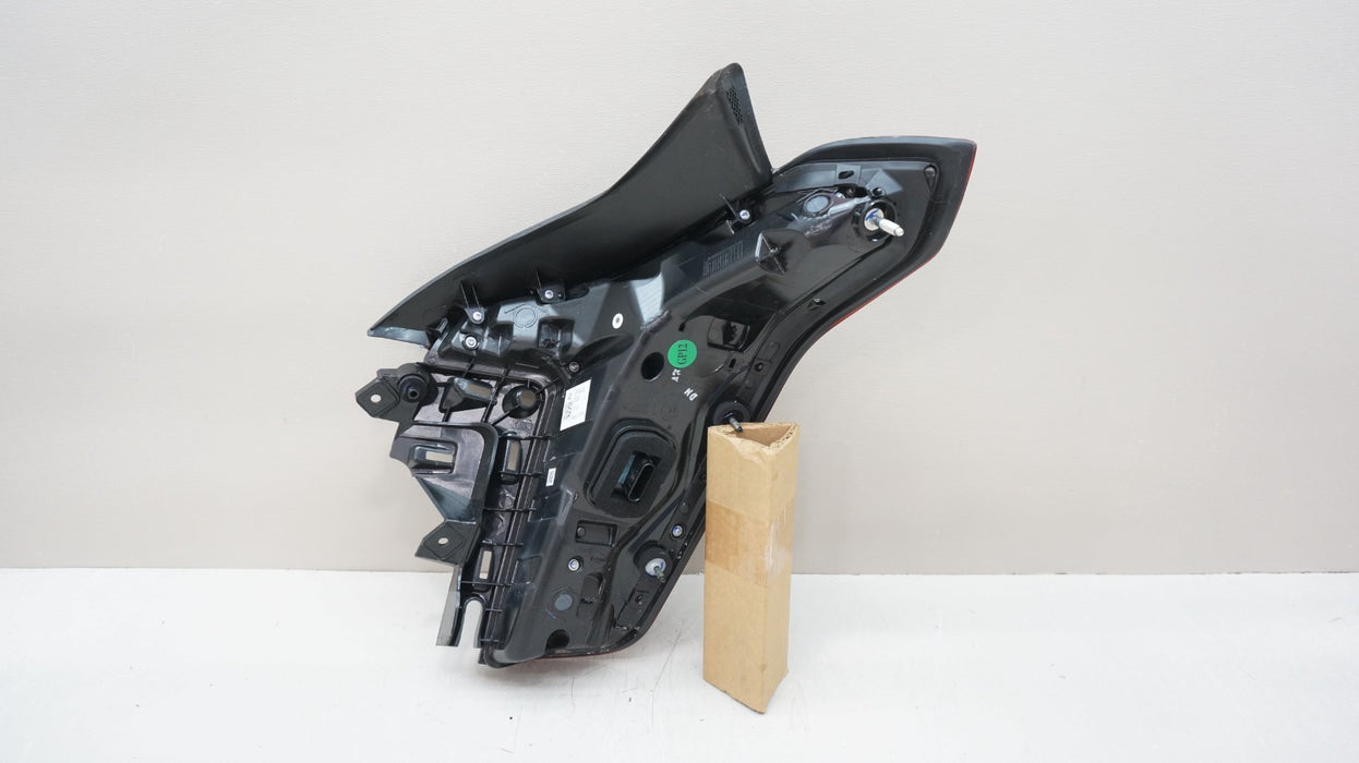 2020-2025 CADILLAC CT5 REAR LEFT DRIVER SIDE TAIL LIGHT OEM 85793439