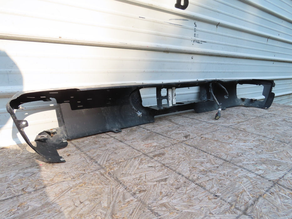 2016-2019 CHEVROLET SILVERADO GMC SIERRA 1500 REAR METAL BUMPER OEM 84077954
