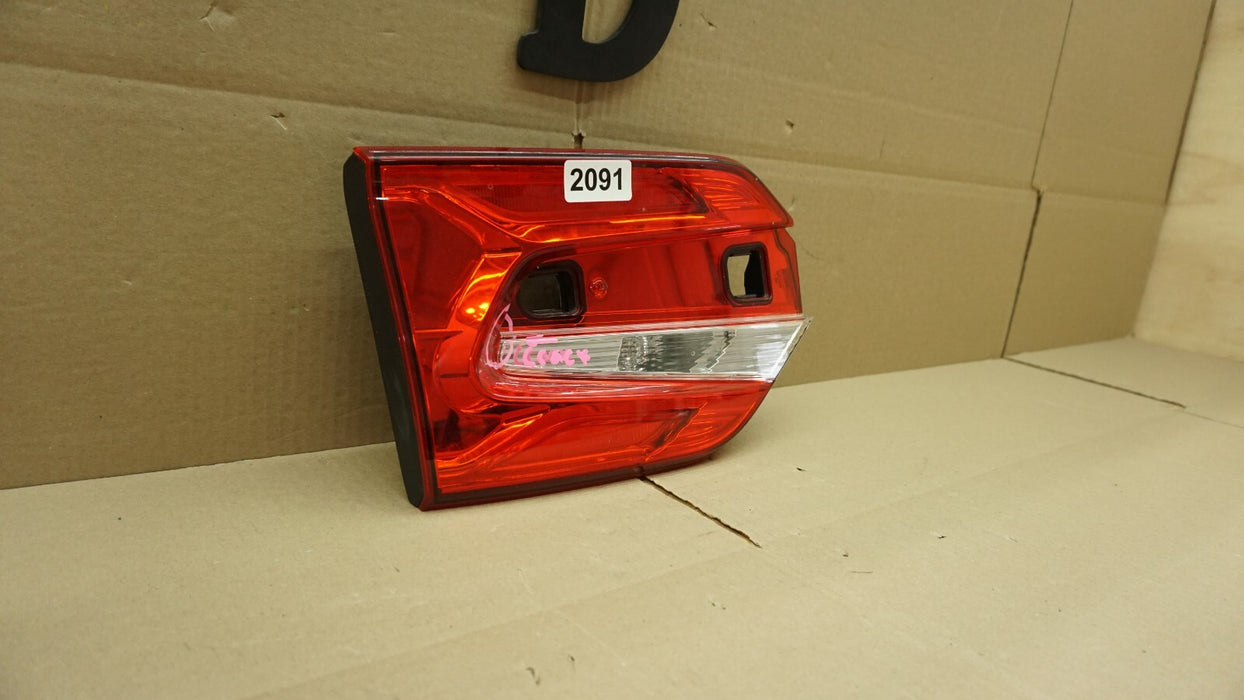 2018-2022 HONDA ODYSSEY LEFT DRIVER SIDE TAIL LIGHT HALOGEN OEM 18 19 20 21 22
