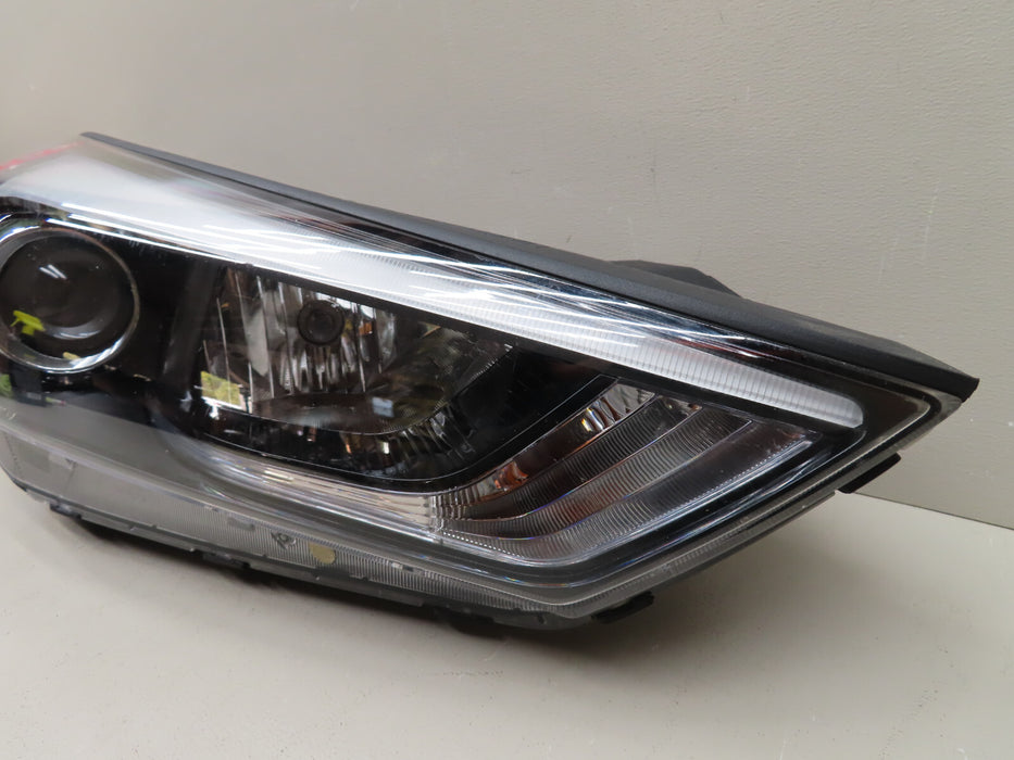 2016 2017 2018 Hyundai Tucson Headlight Right RH Passenger OEM Halogen Headlamp