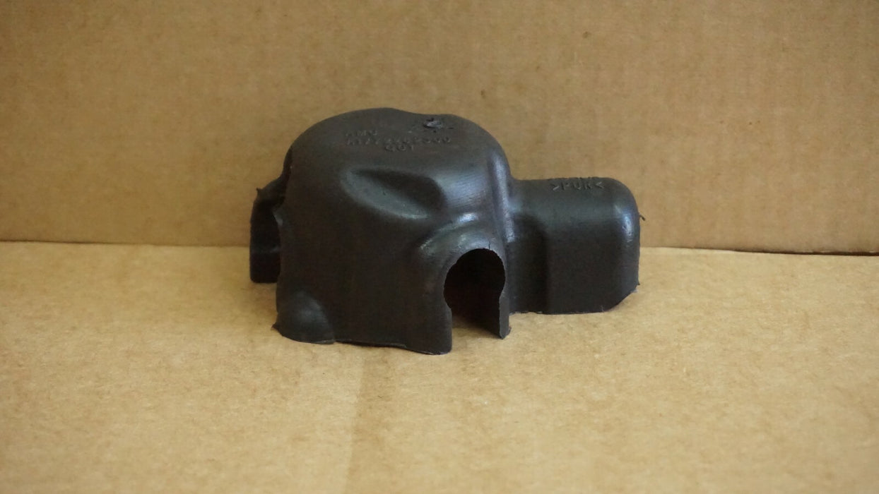 2016-2020 MERCEDES C63 AMG W205 4.0L HIGH PRESSURE RIGHT FUEL PUMP COVER OEM