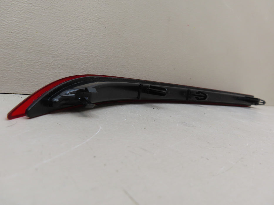 2016-2018 LINCOLN MKX REAR RIGHT RH SIDE BUMPER REFLECTOR OEM FA1B-17A849-A
