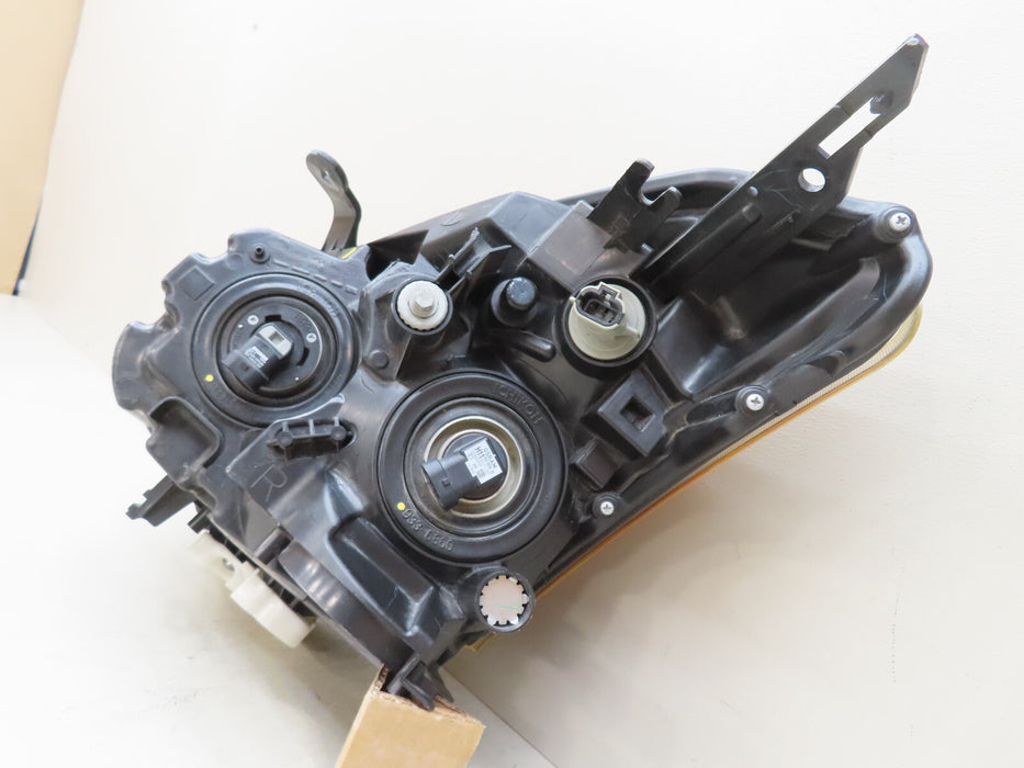 2008-2013 NISSAN ROGUE FRONT RIGHT PASSENGER HEADLIGHT HALOGEN OEM