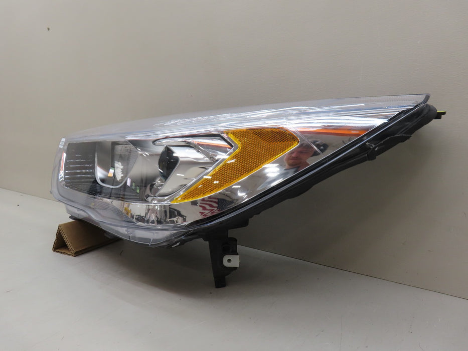 2017-2019 FORD ESCAPE LEFT DRIVER SIDE HALOGEN HEADLIGHT LAMP OEM GJ54-13W030