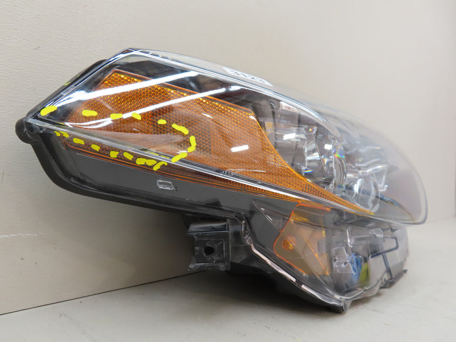 2017-2019 TOYOTA COROLLA FRONT RIGHT PASSENGER SIDE HEADLIGHT LED OEM