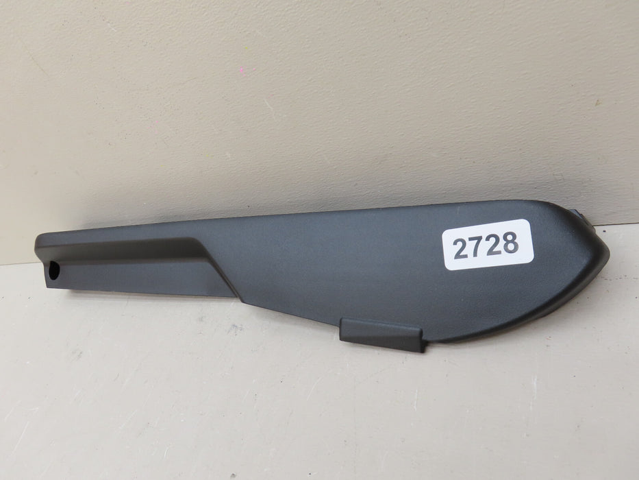 2021-2023 CHEVROLET SUBURBAN FRONT RIGHT LOWER RAIL SEAT COVER OEM 969789283