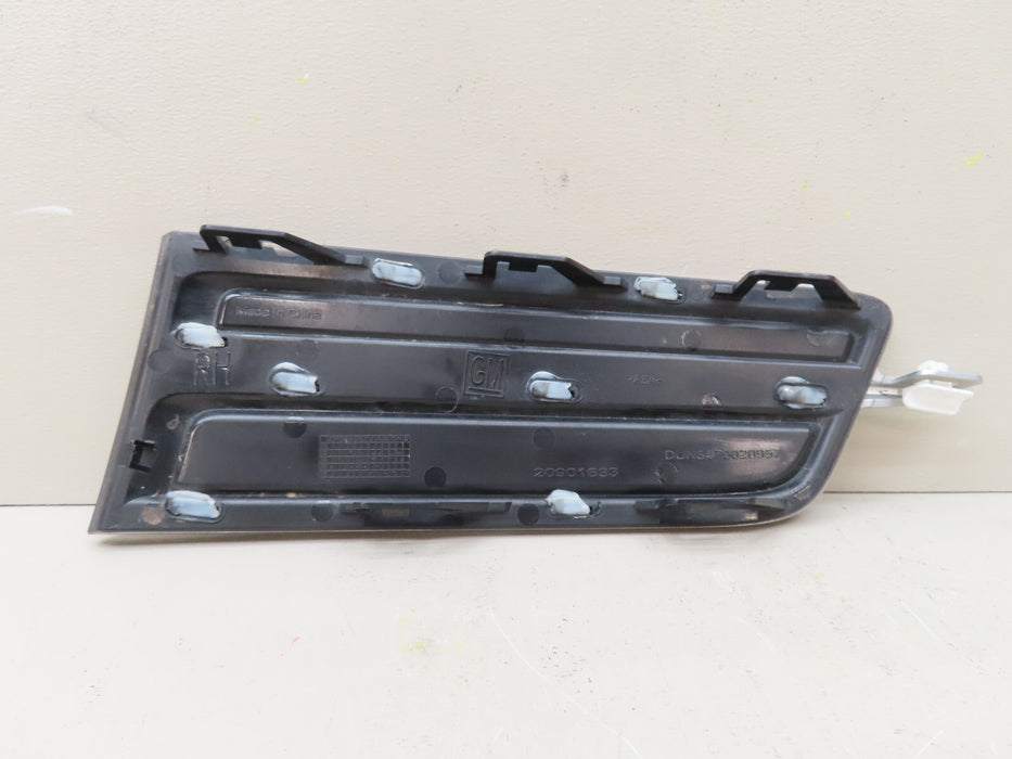 2013-2017 CADILLAC XTS FRONT RIGHT PASSENGER FOG LIGHT BEZEL COVER OEM