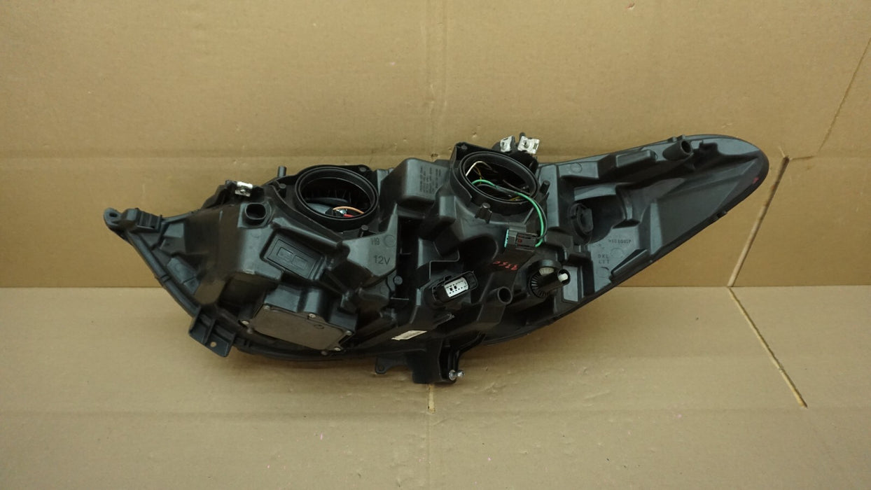 2017-2020 FORD FUSION FRONT RIGHT PASSENGER SIDE HEADLIGHT HALOGEN OEM