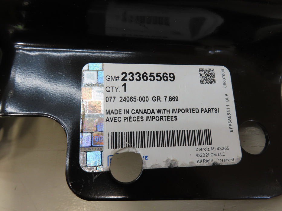 2014 2015 CHEVROLET SILVERADO 1500 FRONT RIGHT BUMPER OUTER BRACKET OEM 23365569