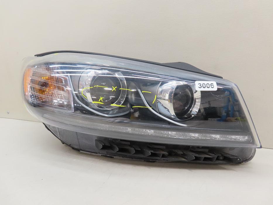 2016-2018 KIA SORENTO FRONT RIGHT PASSENGER HEADLIGHT HALOGEN W/LED OEM 92102-C6