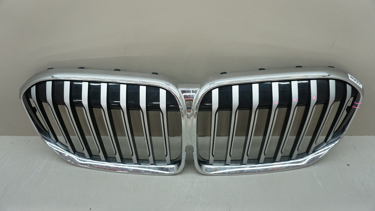 2019-2024 BMW X7 FRONT BUMPER RADIATOR GRILLE GRILL 5113 8494817 OEM