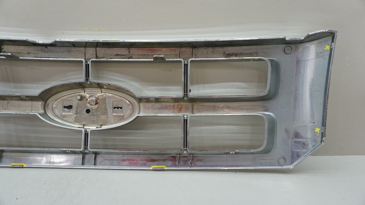 2008-2012 FORD ESCAPE FRONT RADIATOR GRILLE OEM 8L848150