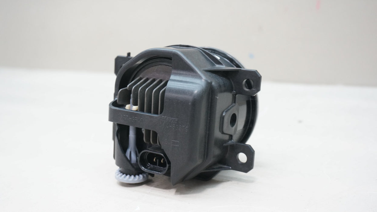 2018-2024 SUBARU MULTIPLE MODEL FRONT RIGHT PASSENGER SIDE FOG LIGHT OEM