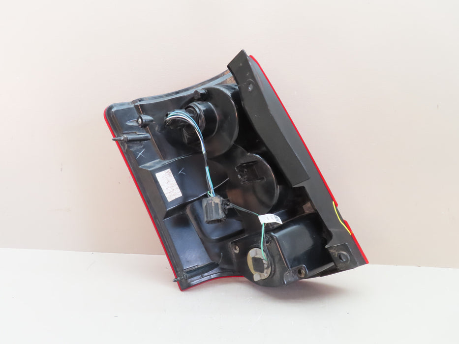 2011-2018 DODGE GRAND CARAVAN REAR RIGHT PASSENGER TAIL LIGHT HALOGEN LED OEM