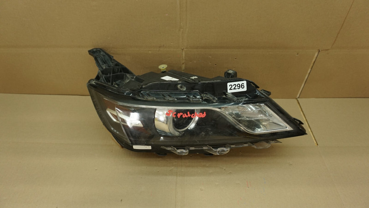 2015-2018 CHEVROLET IMPALA FRONT RIGHT PASSENGER SIDE HEADLIGHT HALOGEN OEM