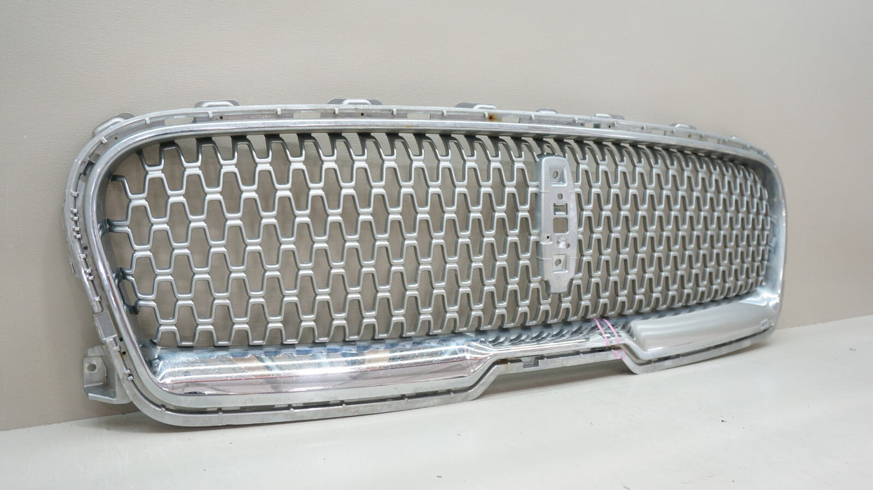 2017-2019 LINCOLN CONTINENTAL FRONT BUMPER RADIATOR GRILLE OEM