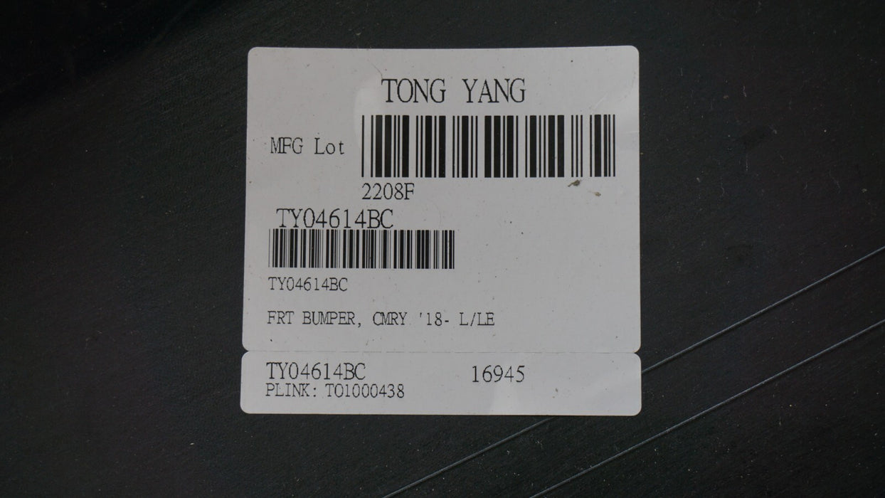 2018-2020 TOYOTA CAMRY FRONT BUMPER COVER TONG YANG AFTERMARKET 18 19 20