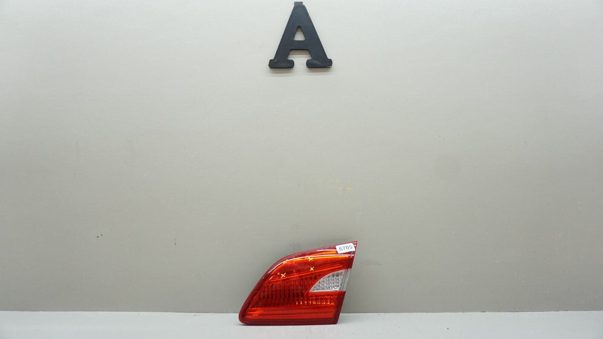 2016-2019 NISSAN SENTRA REAR RIGHT PASSENGER SIDE TAIL LIGHT OEM 16 17 18 19
