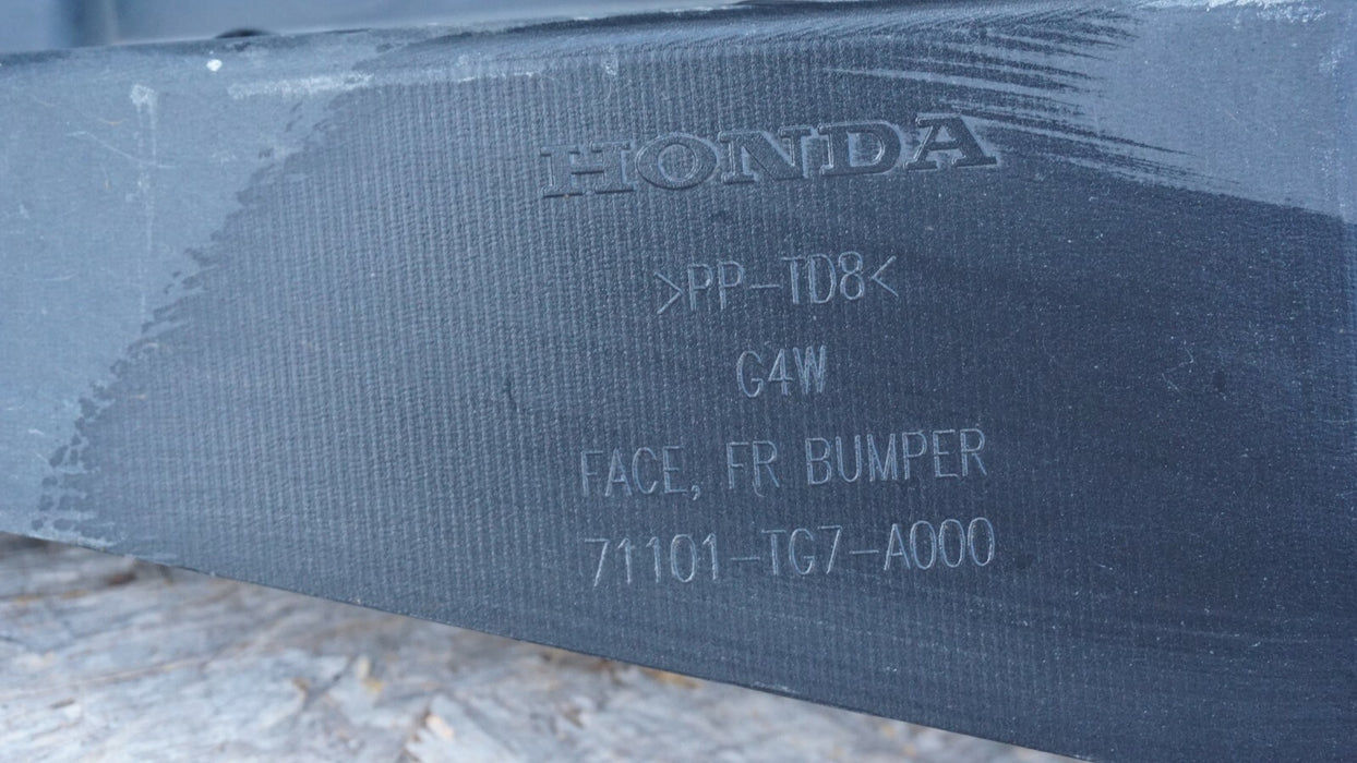 2016-2018 HONDA PILOT FRONT BUMPER COVER PANEL LX/EX/EX-L 71101-TG7-A000 OEM