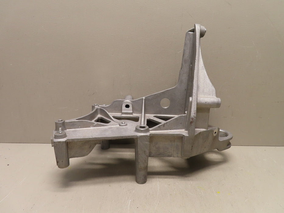 LAMBORGHINI AVENTADOR REAR HEAD TIMING ALTERNATOR AC PUMP BRACKET OEM 470903103G