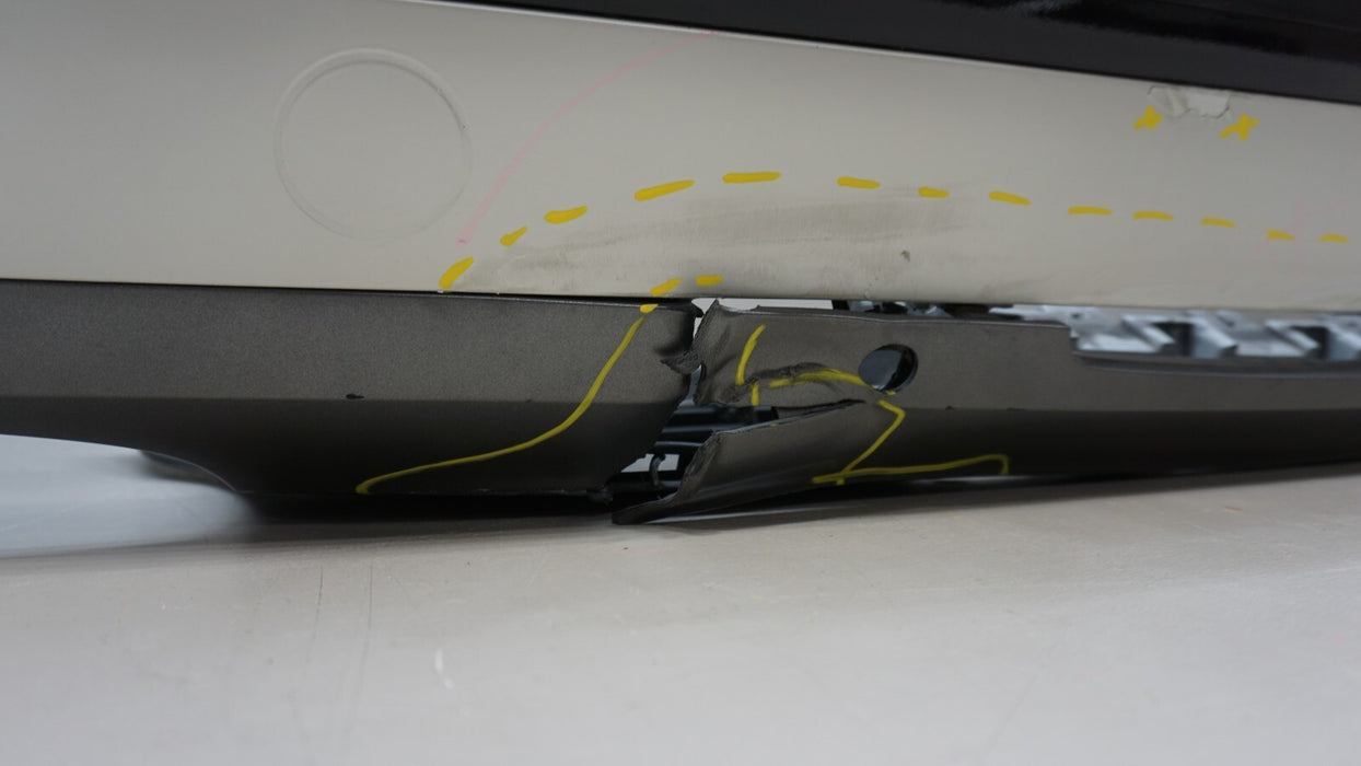 2017-2020 BENTLEY BENTAYGA REAR BUMPER COVER OEM 36A807301 17 18 19 20