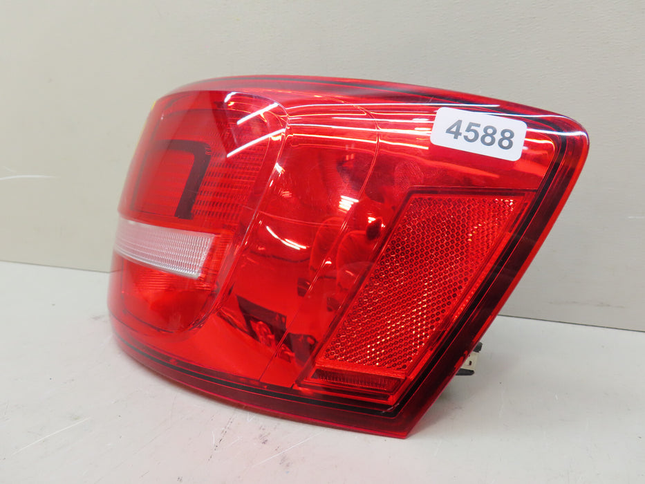 2016-2018 VOLKSWAGEN JETTA REAR RIGHT PASSENGER SIDE OUTER TAIL LIGHT LAMP OEM