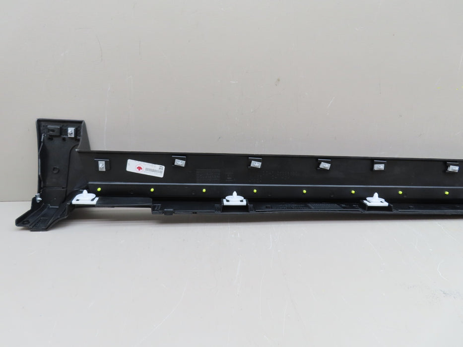 2018-2020 CHEVROLET EQUINOX RIGHT ROCKER SKIRT MOLDING COVER PANEL OEM 84713654