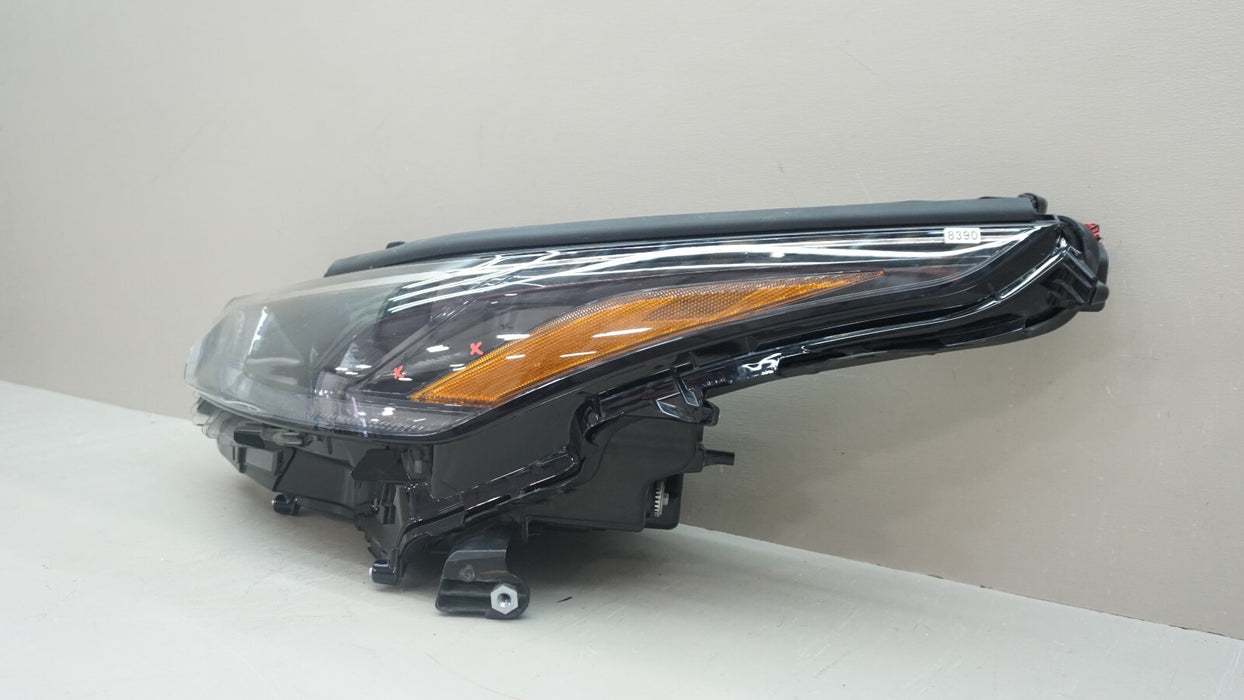 2020-2023 TOYOTA HIGHLANDER FRONT LEFT DRIVER SIDE HEADLIGHT OEM