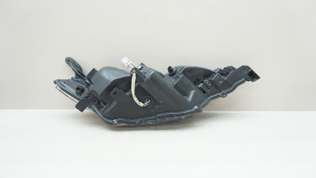2017-2019 TOYOTA COROLLA FRONT LEFT DRIVER SIDE LED HEADLIGHT OEM