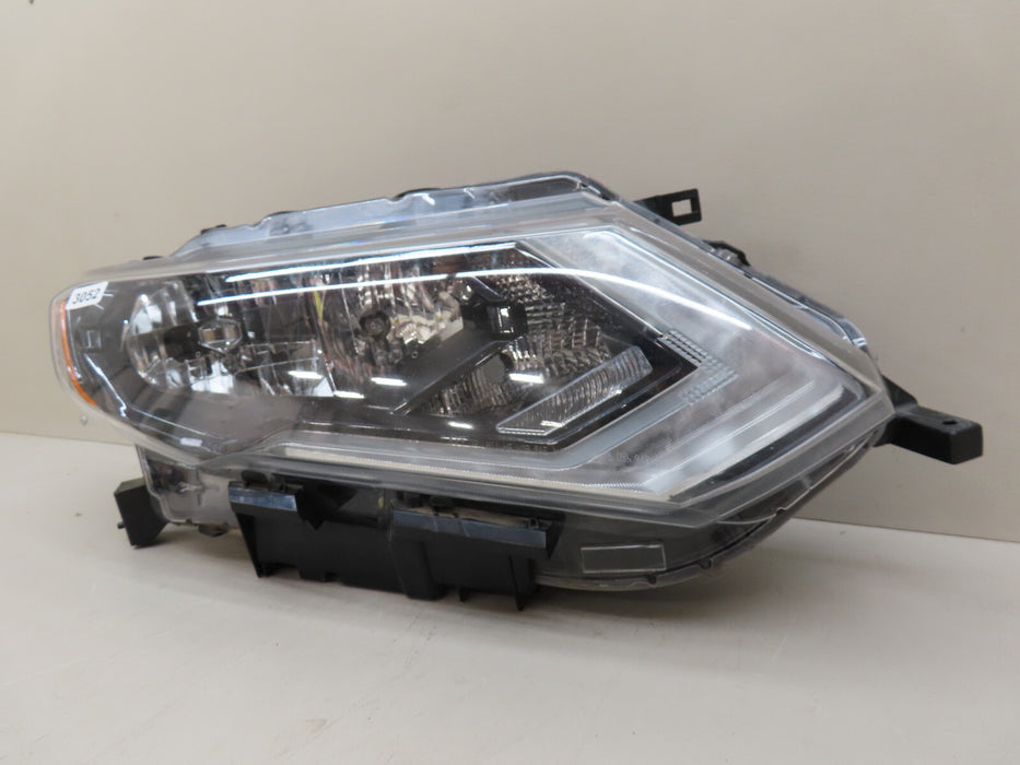 2017-2019 NISSAN ROGUE FRONT RIGHT SIDE HEADLIGHT HALOGEN OEM