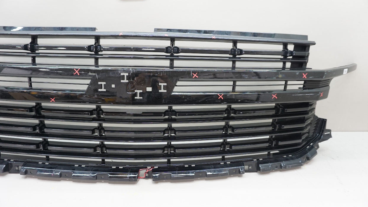 2021-2023 CHEVROLET TAHOE SUBURBAN FRONT RADIATOR GRILLE GRILL OEM 84639388