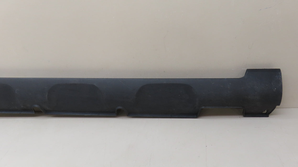 2020-2025 HYUNDAI VENUE RIGHT ROCKER SKIRT MOLDING COVER PANEL OEM 87752-K2000