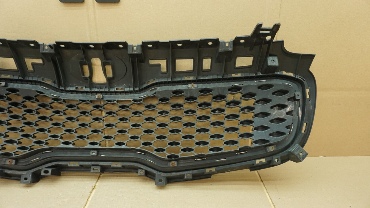 2015-2018 KIA SPORTAGE FRONT BUMPER RADIATOR GRILLE GRILL OEM  15 16 17 18