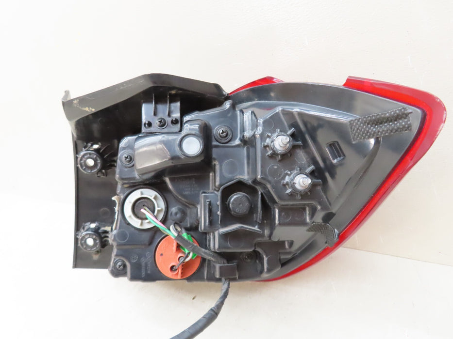 2018-2020 HYUNDAI ELANTRA GT REAR LEFT SIDE OUTER TAIL LIGHT LED OEM 92401-G3110