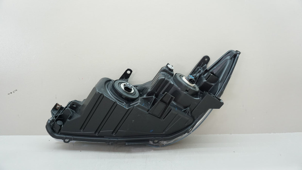 2015-2017 TOYOTA CAMRY FRONT RIGHT PASSENGER SIDE HEADLIGHT OEM 14 16 17