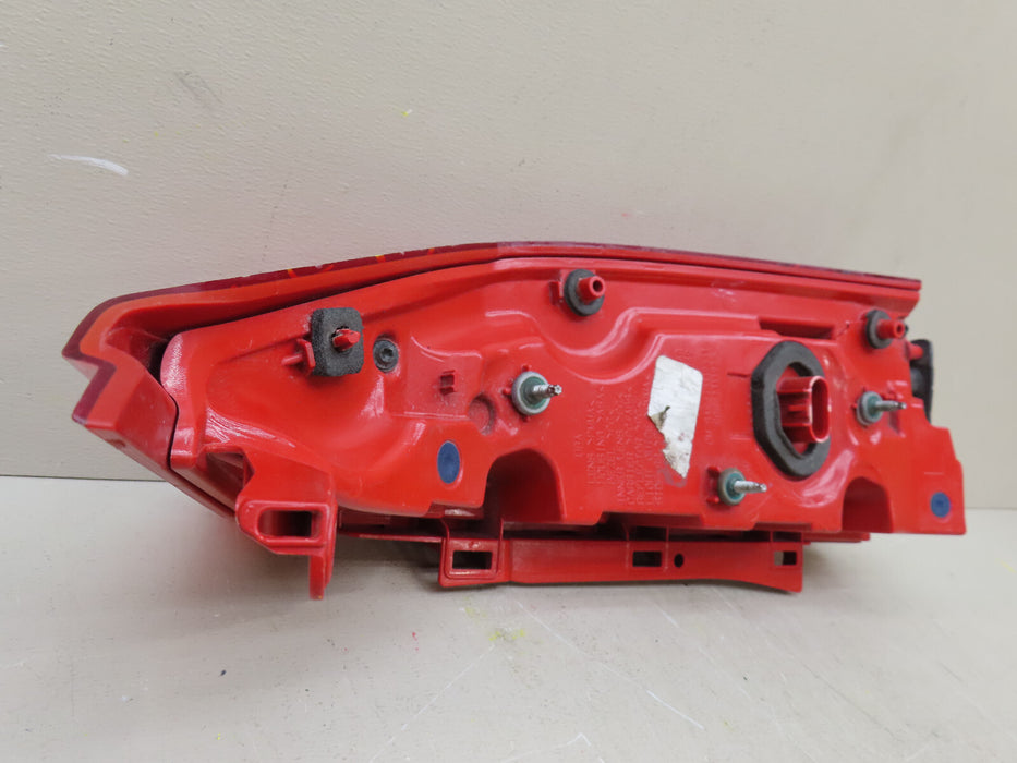 2013-2018 CADILLAC ATS REAR LEFT DRIVER TAIL LIGHT LED OEM 23139331