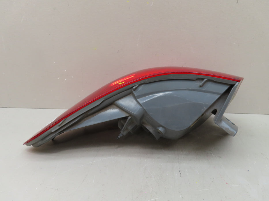 2010-2013 KIA FORTE REAR RIGHT PASSENGER HALOGEN TAIL LIGHT OEM 92402-1M4