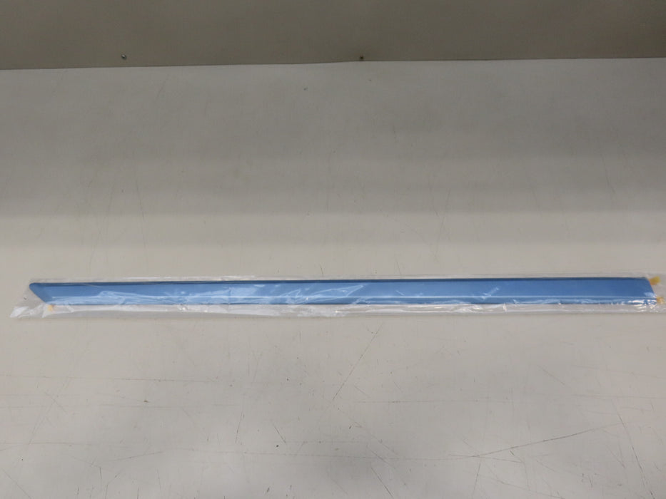 2012-2014 TOYOTA CAMRY FRONT RIGHT/ REAR RIGHT DOOR LOWER MOLDING OEM