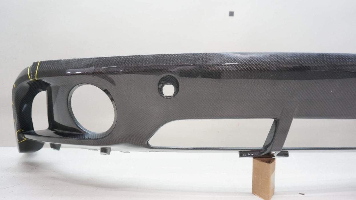 2012-2018 ASTON MARTIN VANQUISH REAR CARBON LOWER VALANCE OEM CD33-17E955-AB
