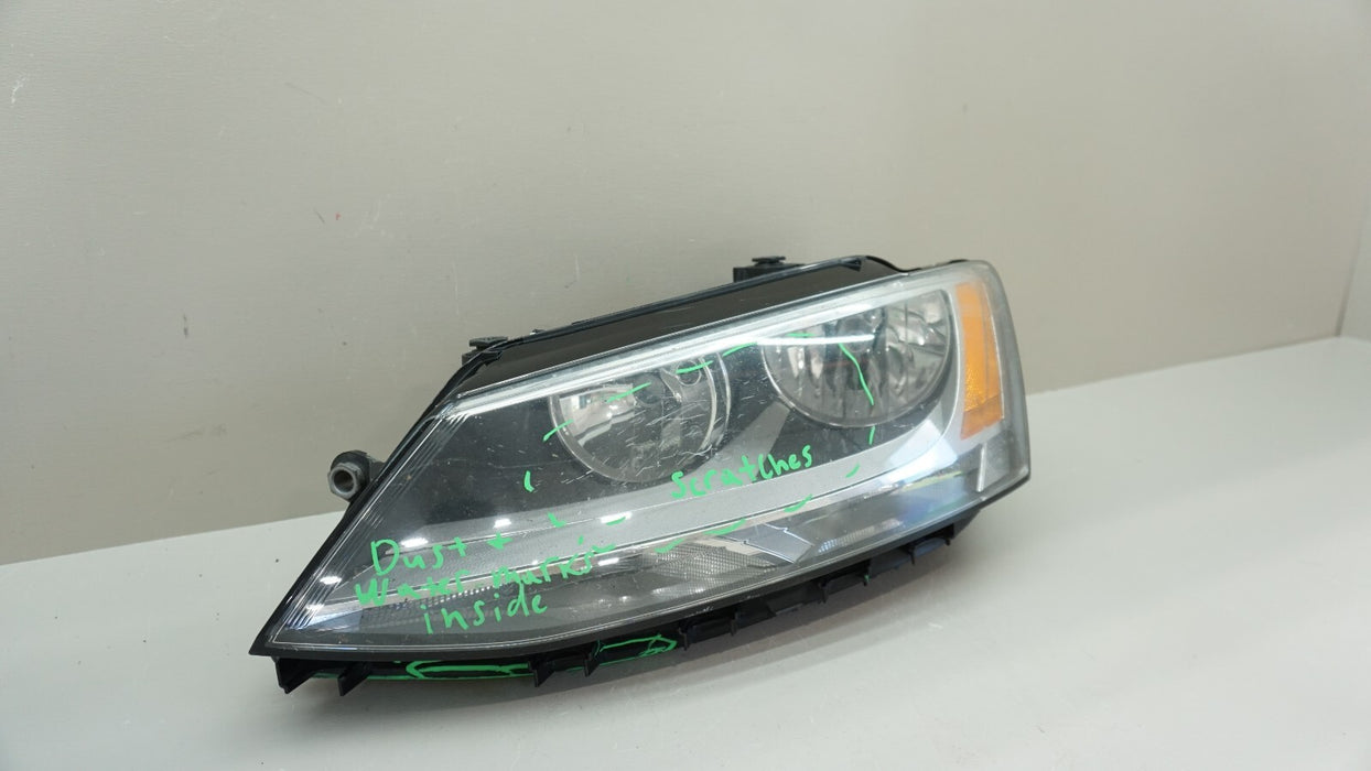 2017-2018 VOLKSWAGEN JETTA FRONT LEFT DRIVER SIDE HEADLIGHT HALOGEN OEM 17 18