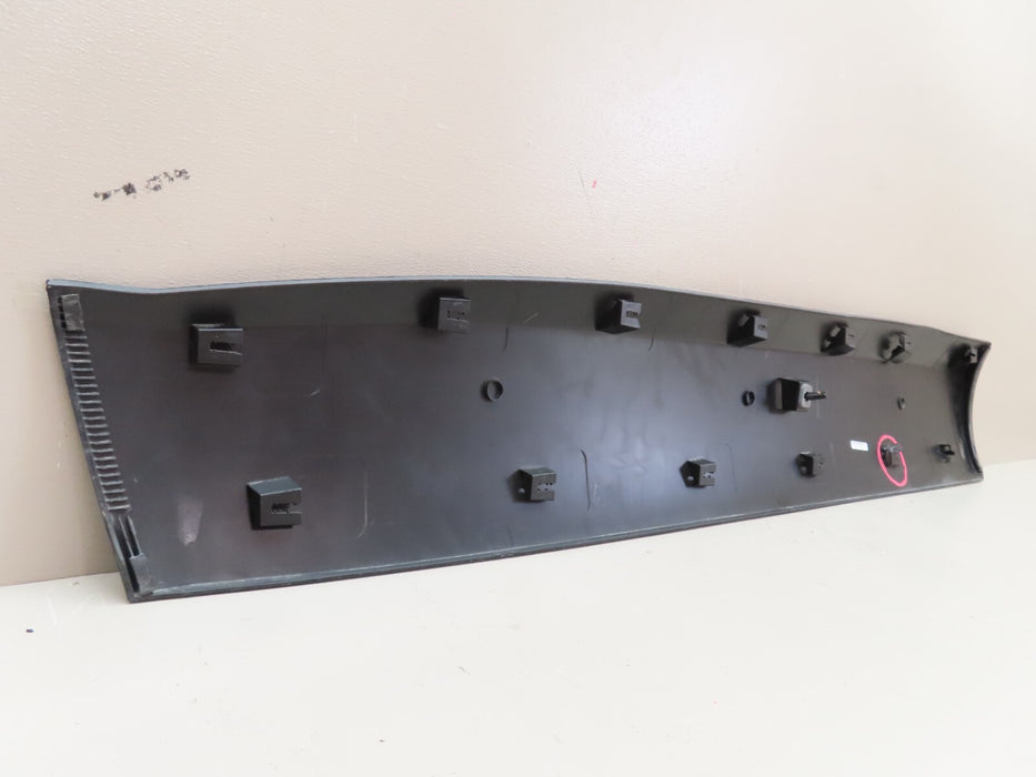 2016-2018 JEEP RENEGADE FRONT RIGHT EXTERIOR DOOR LOWER MOLDING OEM 735578398