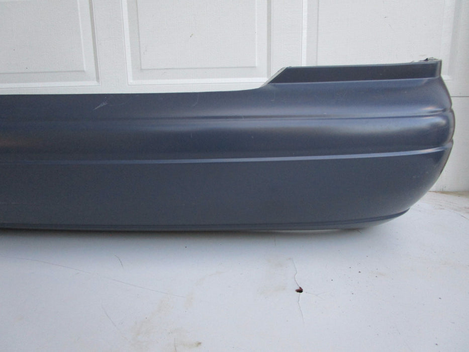 01 02 03 04 FORD FOCUS SEDAN REAR BUMPER COVER OEM