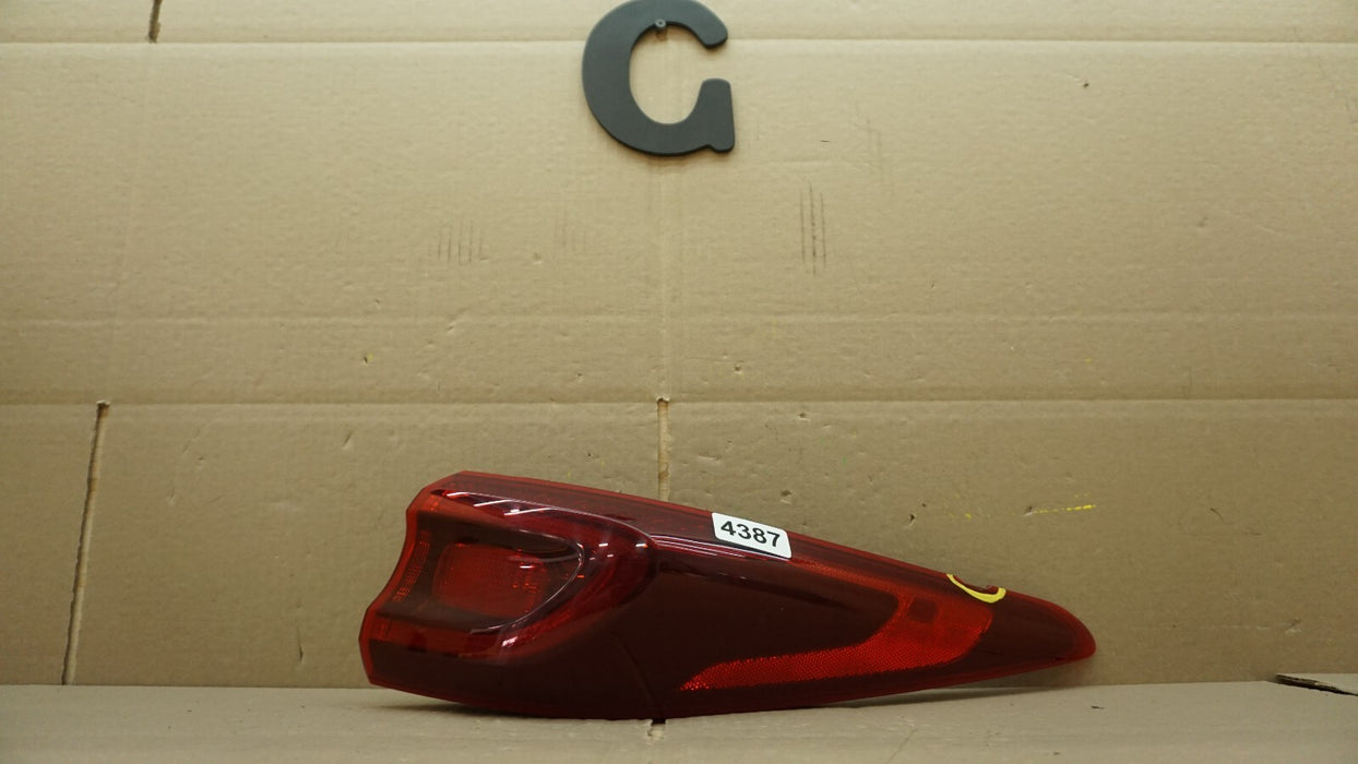 2020-2022 KIA SPORTAGE REAR RIGHT PASSENGER SIDE TAIL LIGHT LED OEM 92402-D95
