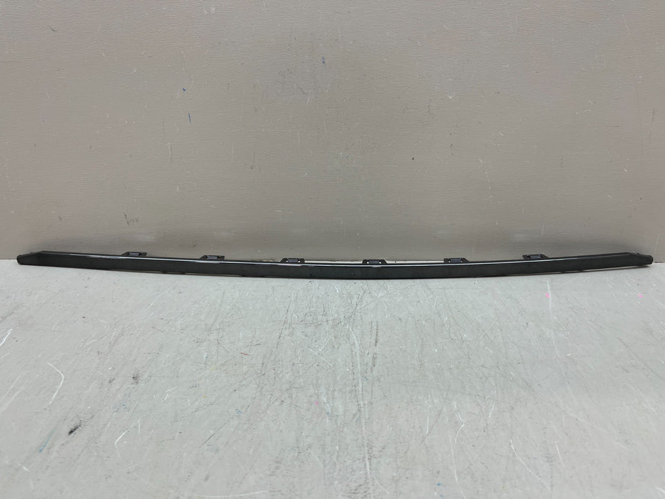 2021-2023 HYUNDAI ELANTRA REAR LOWER BUMPER CHROME TRIM CENTER 86699-AB000 OEM