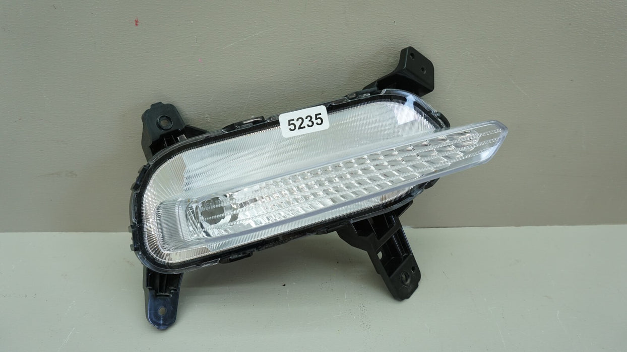 2019-2020 KIA FORTE FRONT RIGHT PASSENGERS SIDE HALOGEN FOG LIGHT OEM 19 20