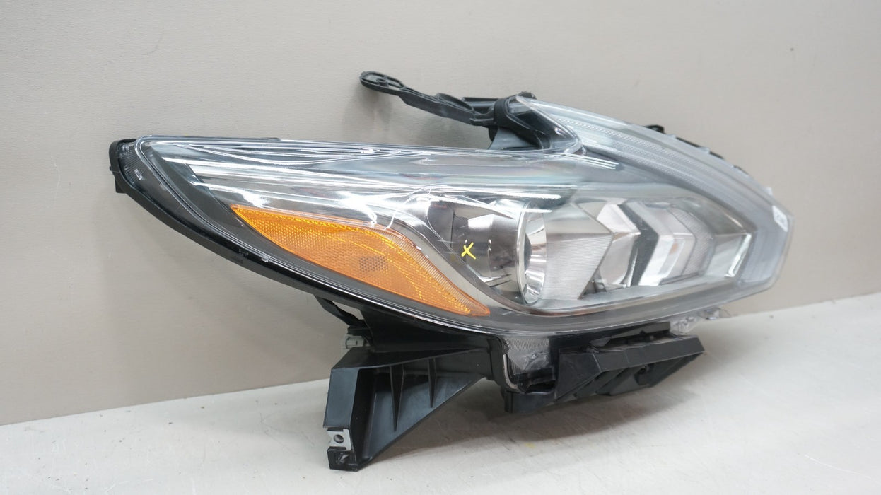 2016-2018 NISSAN ALTIMA FRONT RIGHT PASSENGER SIDE HALOGEN HEADLIGHT OEM
